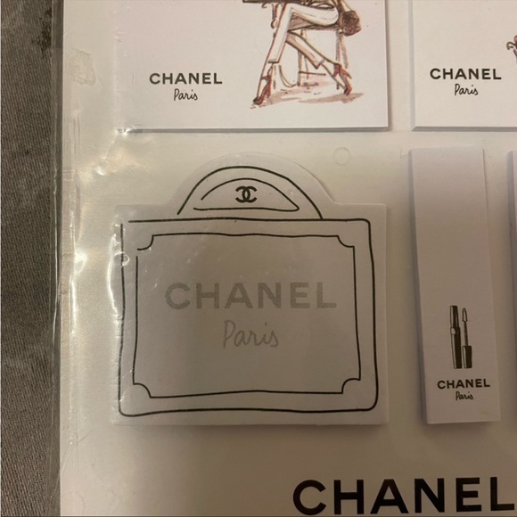 CHANEL Post It Notes NEW In package 9 notepads, with different designs on each - Picture 6 of 8